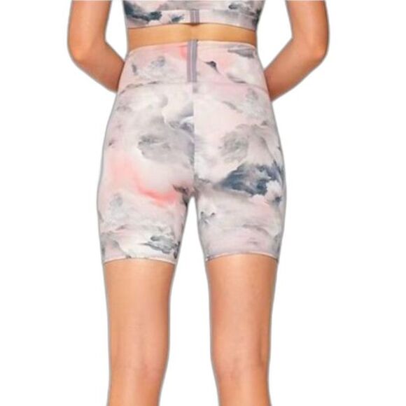 FourLaps NWT Arc Pink Clouds Gray Pink Tie Dye Print Bike Workout Shorts Size XL - Picture 2 of 13